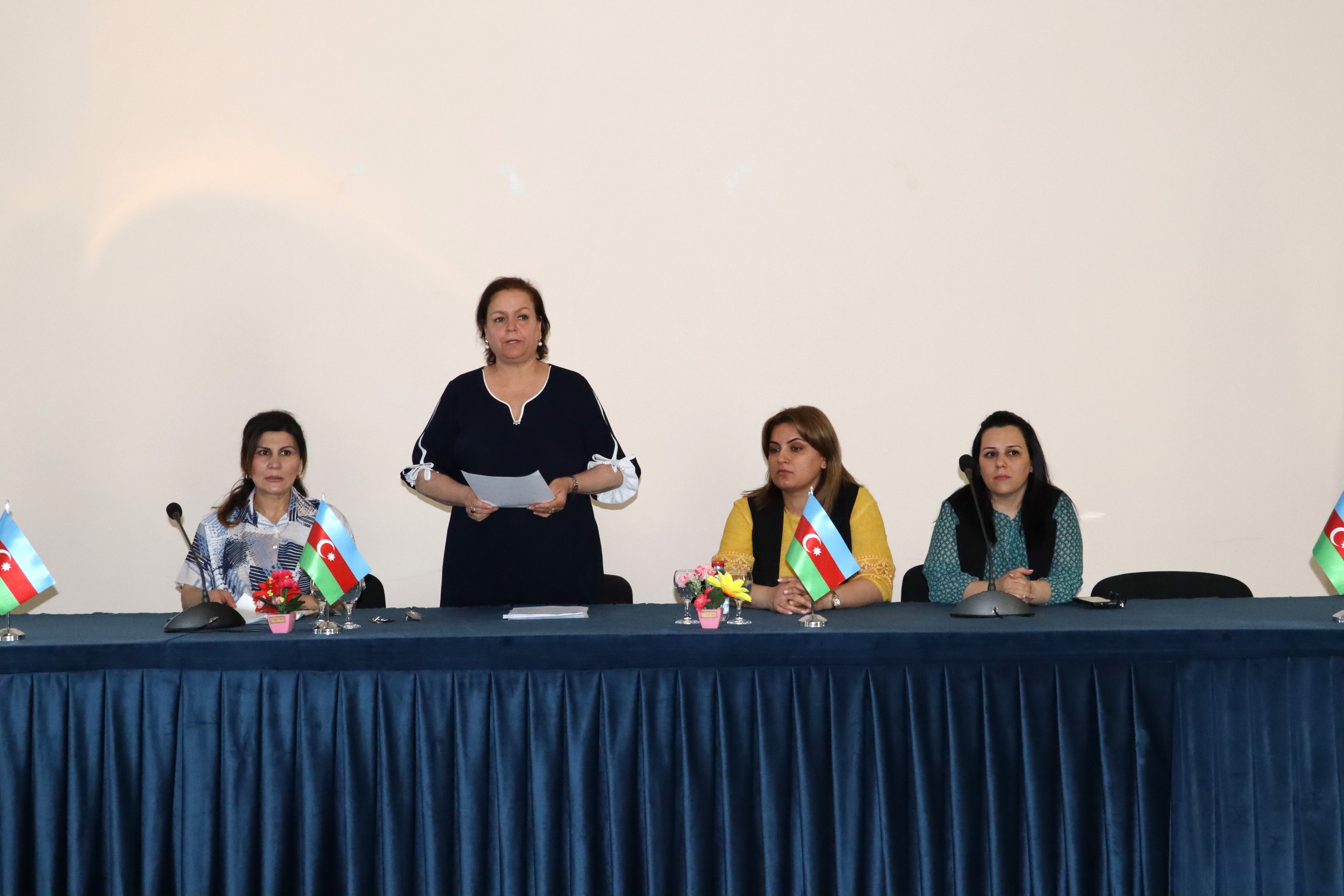 Bakı Qızlar Universitetində pedaqoji təcrübənin yekunlarına həsr olunmuş konfrans keçirildi