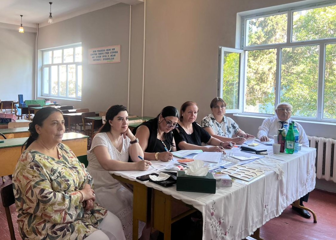 Bakı Qızlar Universitetində pedaqoji təcrübələrin yekun qiymətləndirilməsi üzrə təqdimatlar keçirilib