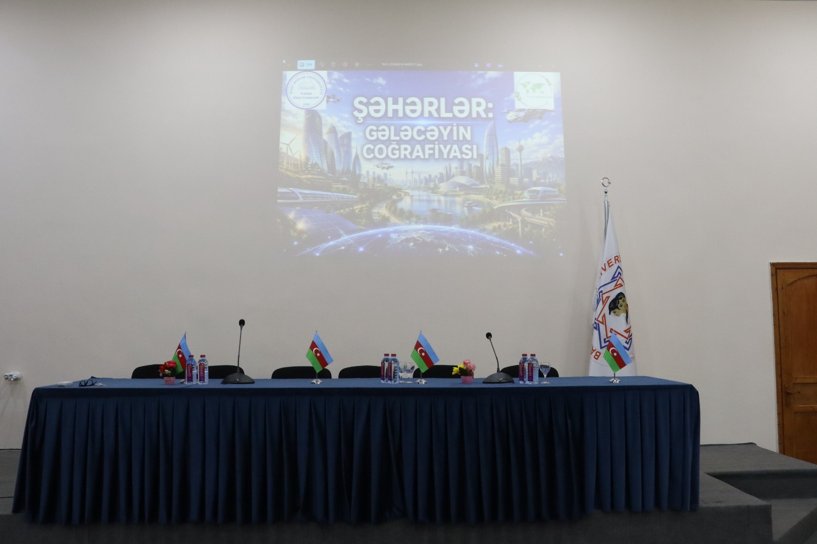 Bakı Qızlar Universitetində ‘Şəhərlər: Gələcəyin Coğrafiyası’ mövzusunda elmi konfrans