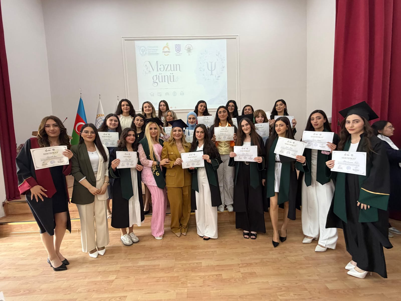 Narınc Psixologiya Mərkəzində pedaqoji təcrübəni uğurla başa vuran tələbələrin məzun günü keçirilib